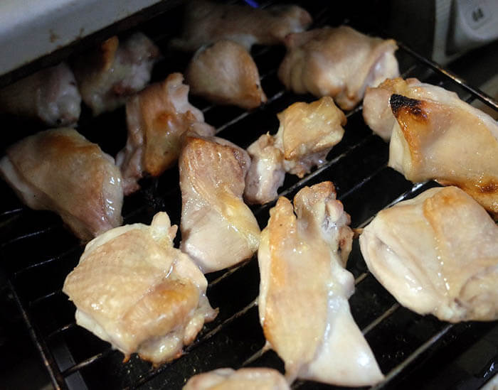 味噌煮込みうどんの鶏肉
