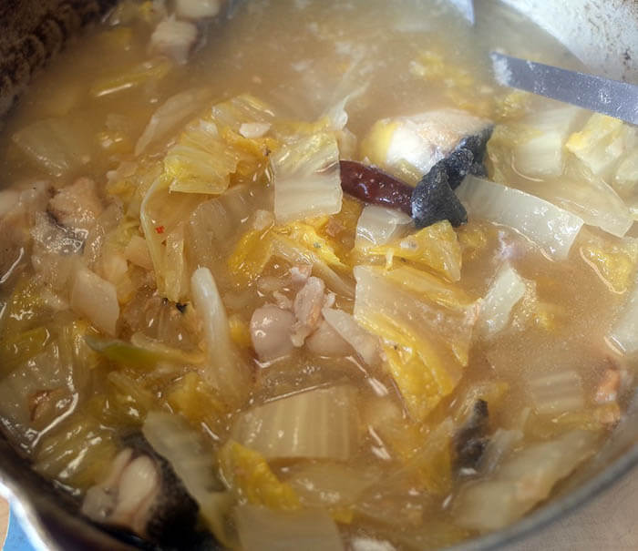 酸菜魚片湯_白菜漬けと白身魚のスープ