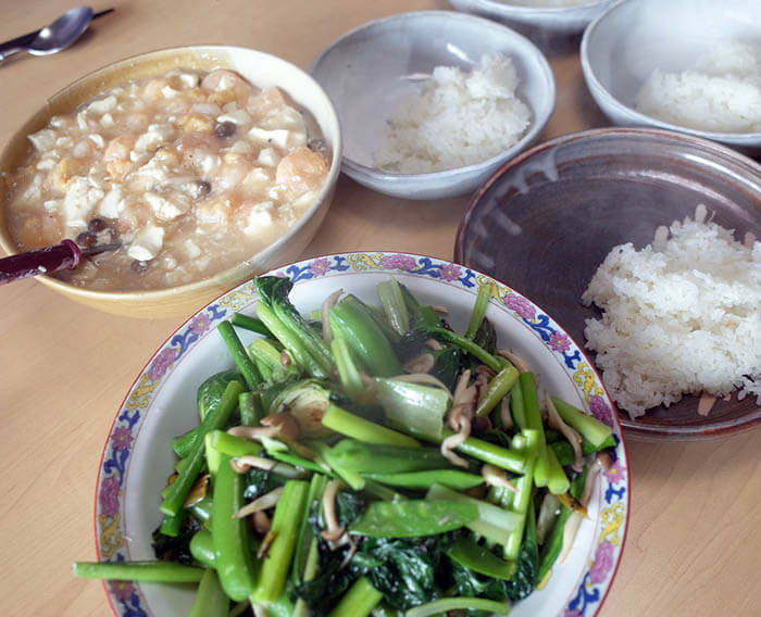 芝海老と豆腐の中華風うま煮と春野菜の中華炒め