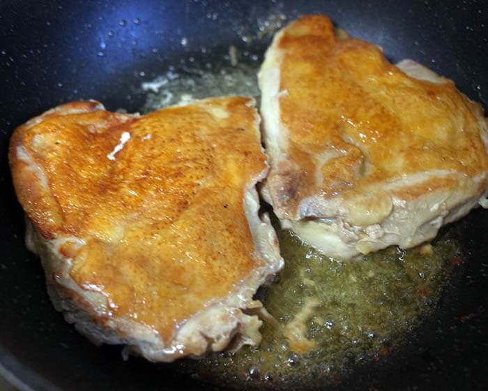 茄子と鶏肉の炒め物