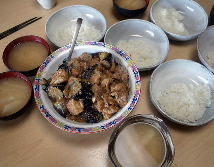 茄子と鶏肉の炒め物