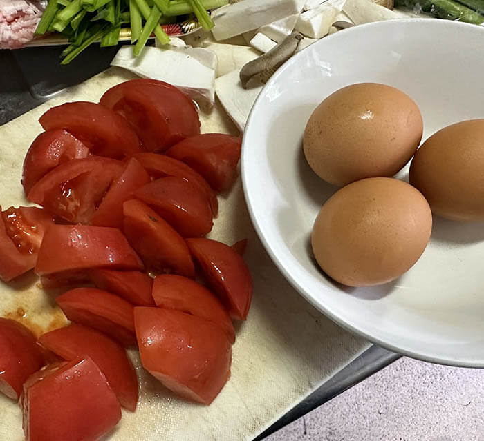 卵とトマトの中華炒め