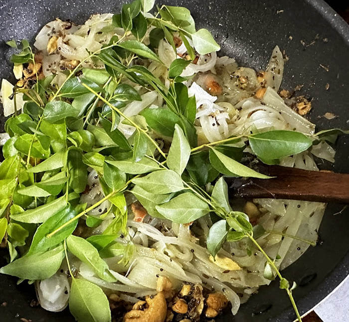 チェティナードチキンカレー