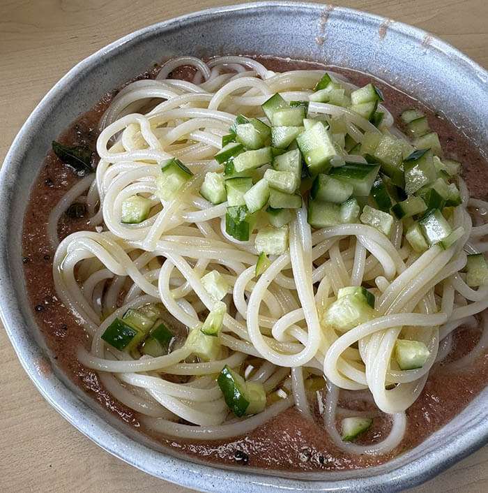 冷製ガスパチョパスタ