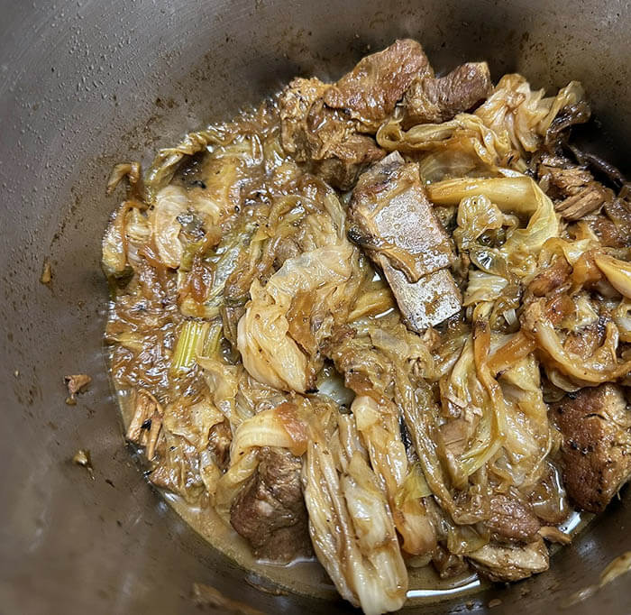 豚肉とキャベツの煮込み