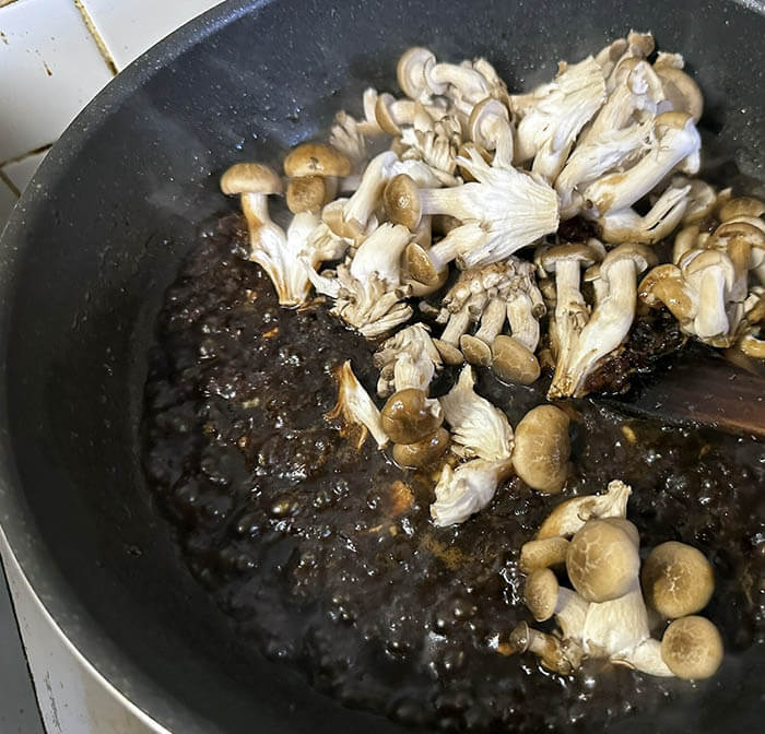 台湾鶏肉飯