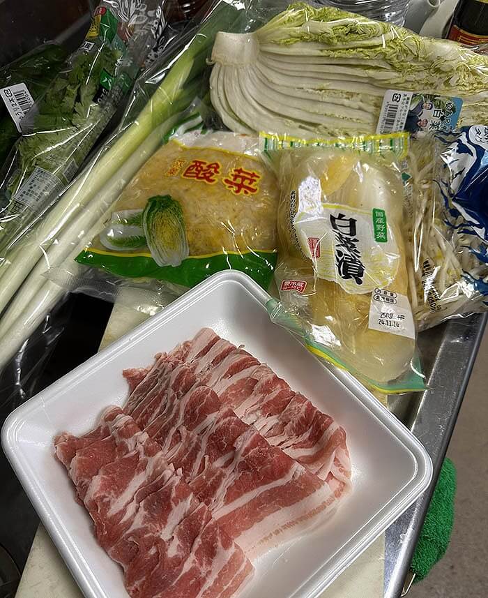 酸菜白肉鍋