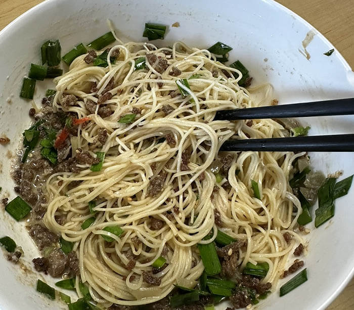 鶏白湯担々麺