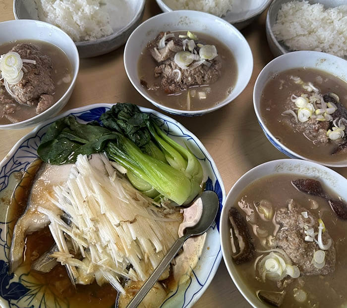 タラの中華蒸しと肉団子スープ