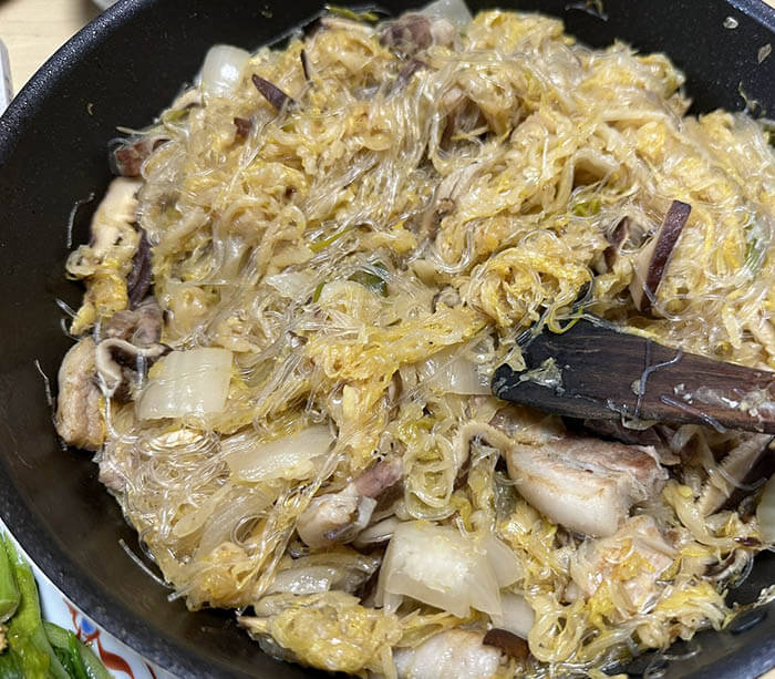 酸菜と豚肉春雨炒め