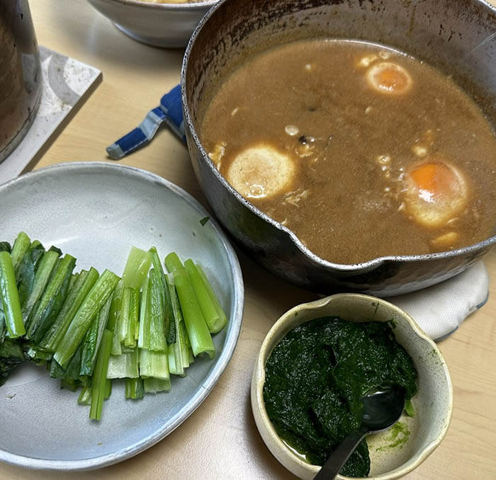 ゴマ味噌煮込みうどん