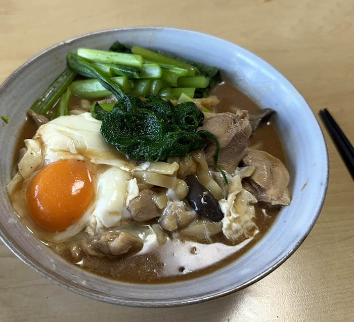 ゴマ味噌煮込みうどん