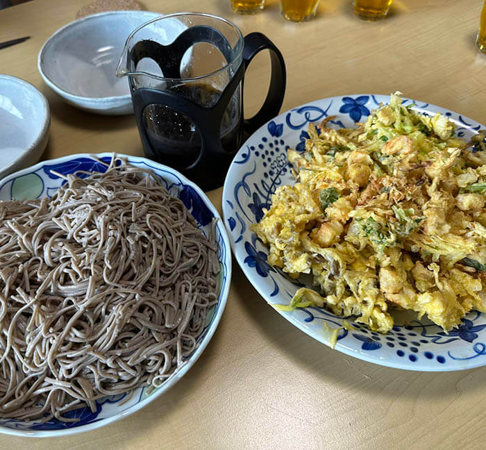 冷やしぶっかけ天ぷら蕎麦
