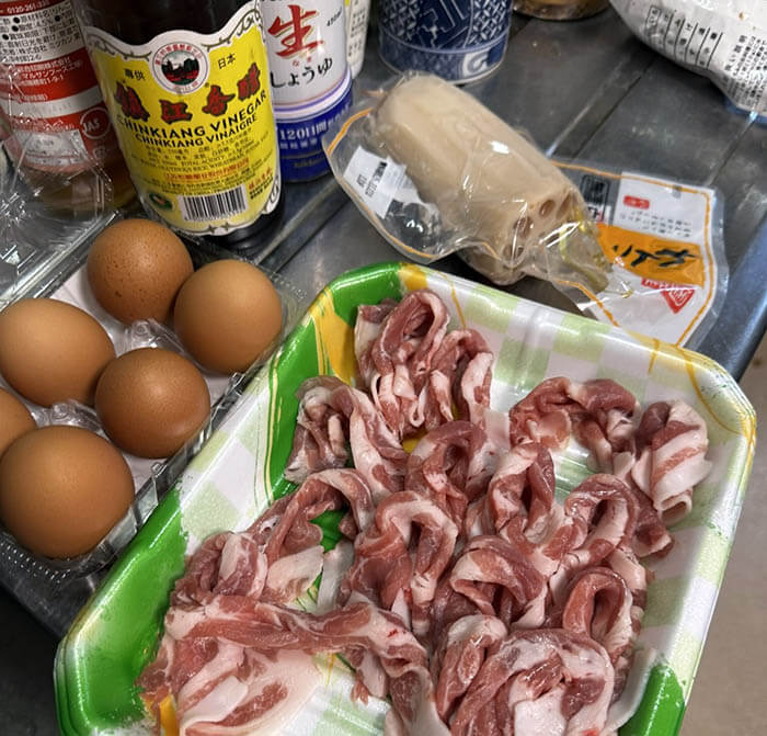 ナンチャッテ黒酢酢豚
