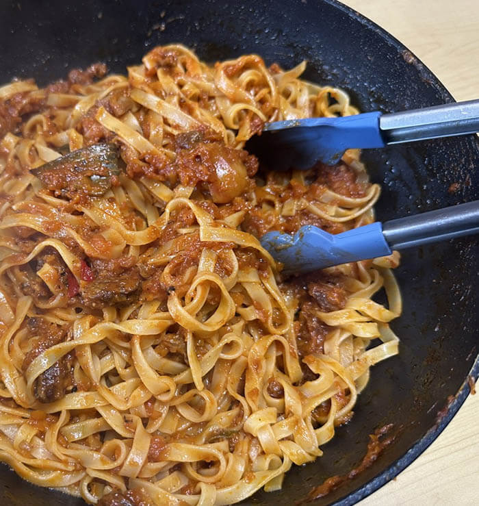 牛スジ肉のボロネーゼ