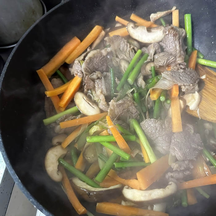 ユッケジャンほうとう