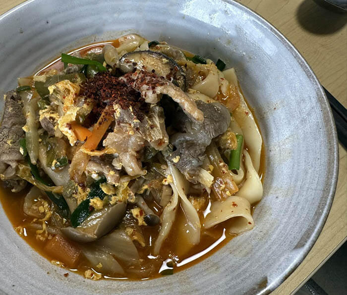 ユッケジャンほうとう