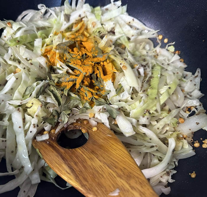 キャベツのポリヤル