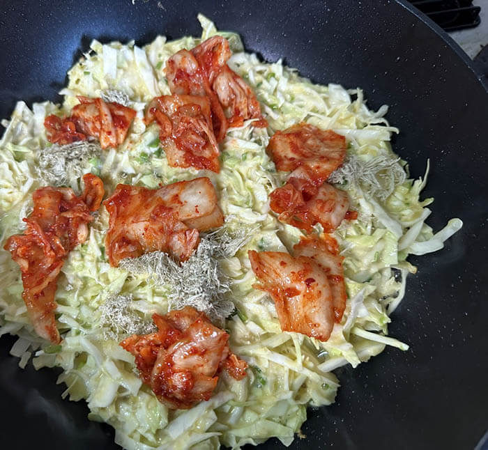 キムチ入りモダン焼き