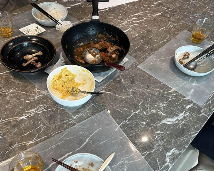 鶏肉のワインヴィネガー煮込み