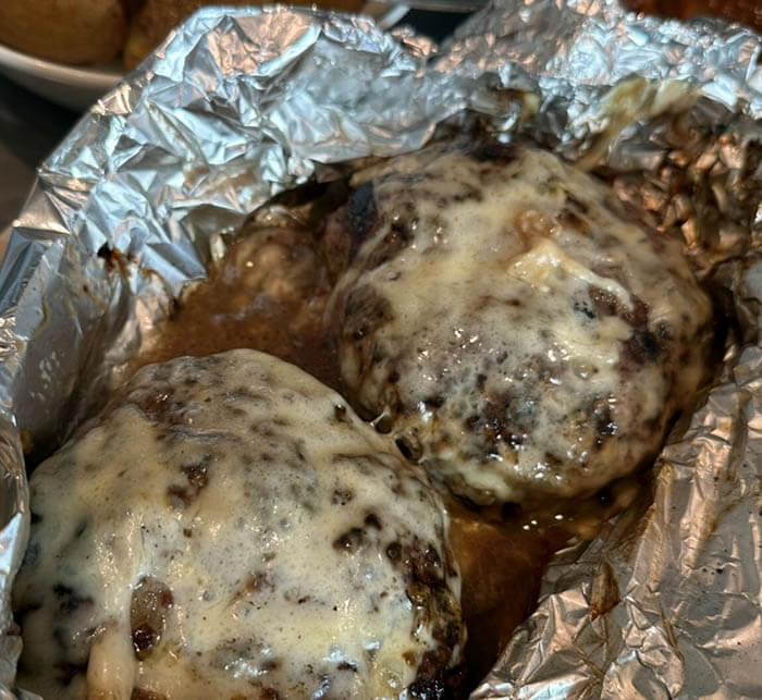 自家製ハンバーガー