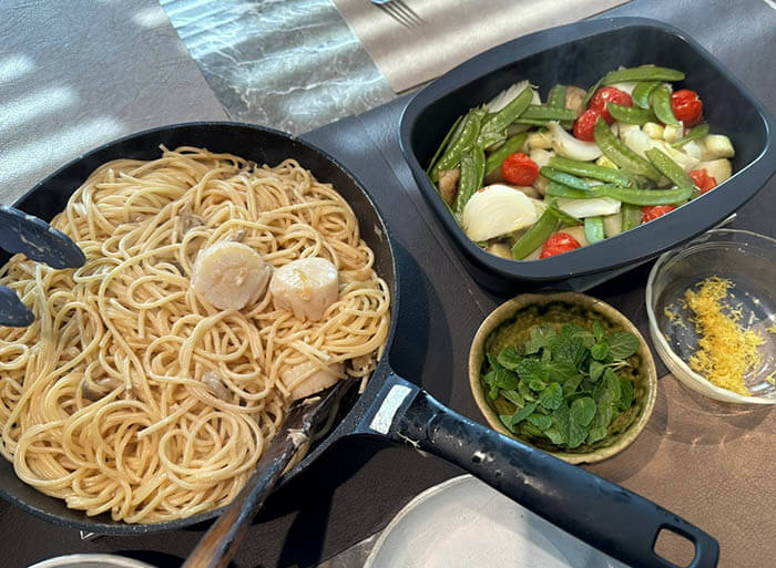 ホタテのレモンクリームパスタ