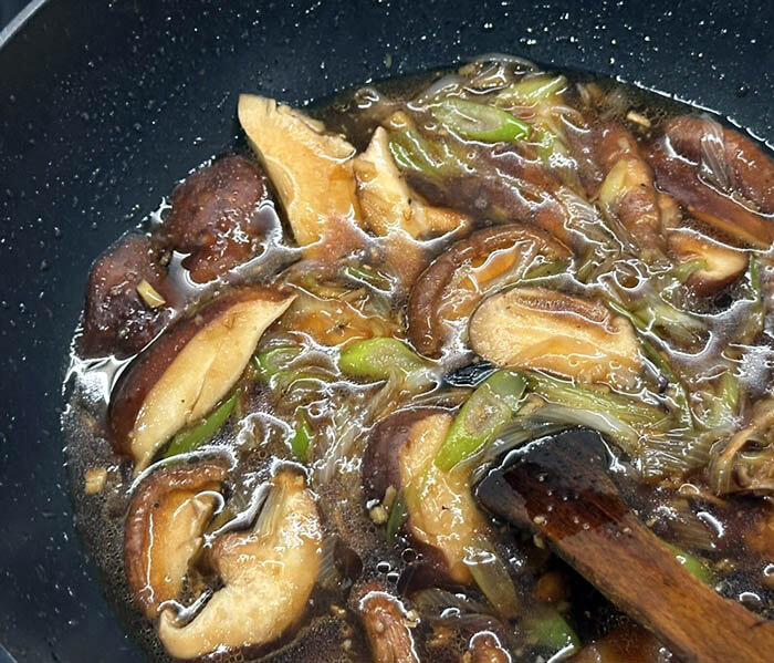 鶏肉とクレソンのスープ＆豆腐の牡蠣油煮込み