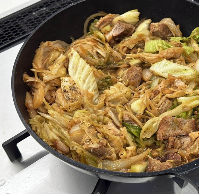 豚肉とキャベツのリンゴ酢蒸し