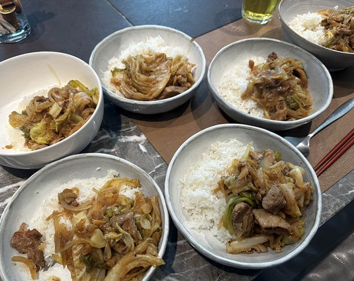 豚肉とキャベツのリンゴ酢蒸し