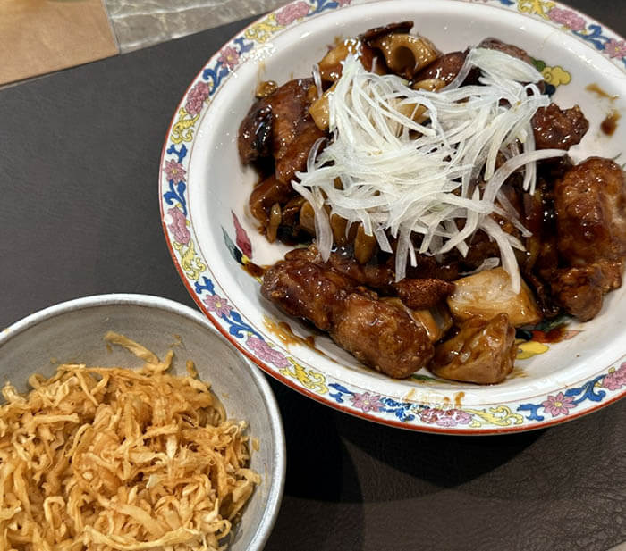 カルダモン風味の黒酢酢豚