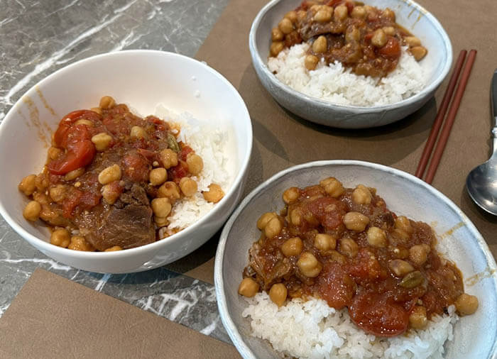 260312豚肉とひよこ豆とあんずの煮込み